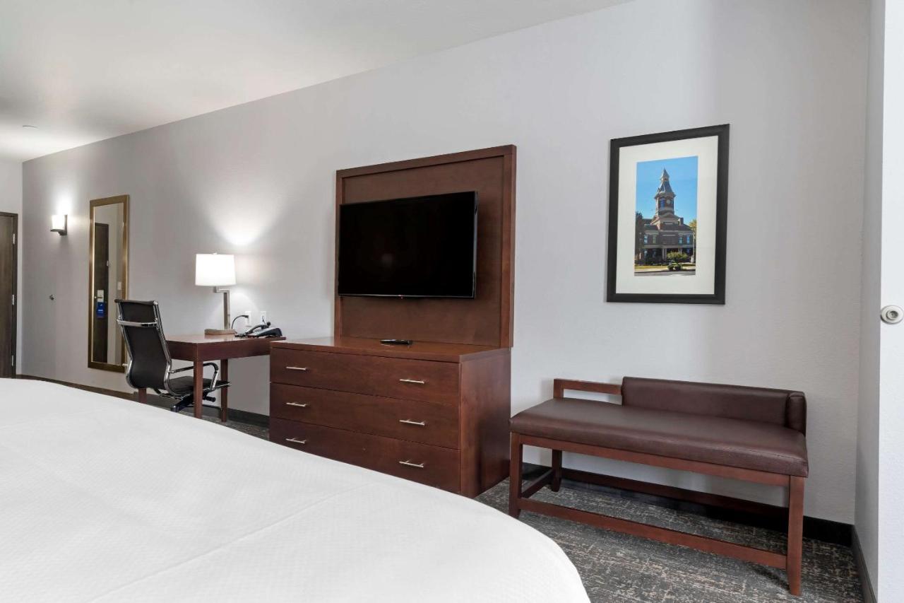 Comfort Suites Падака Экстерьер фото